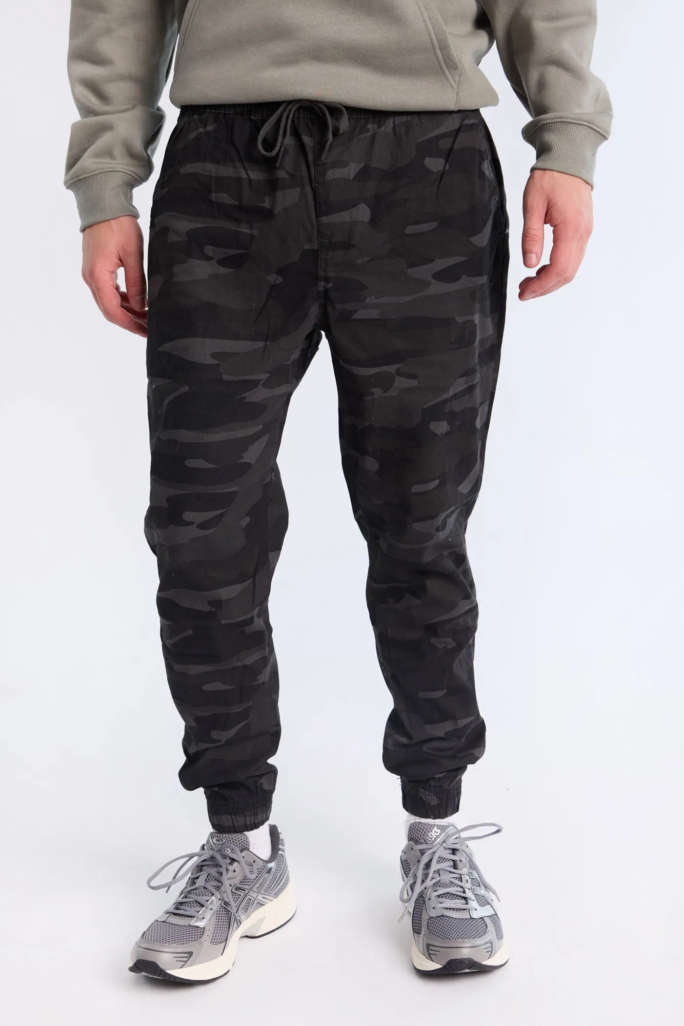 AERO Relaxed Twill Jogger