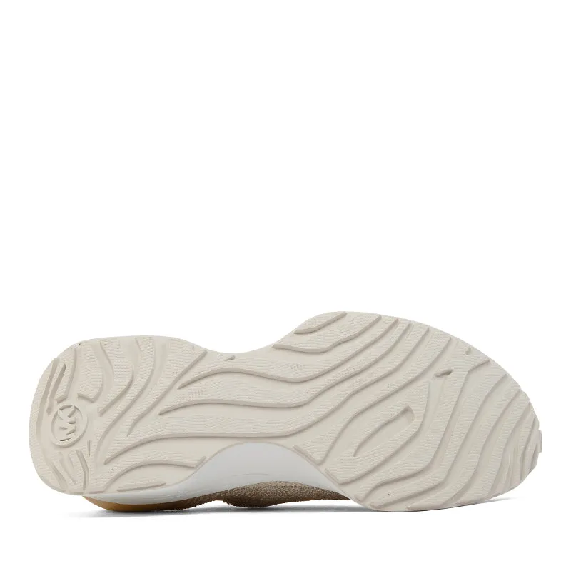 ARI SLIP ON