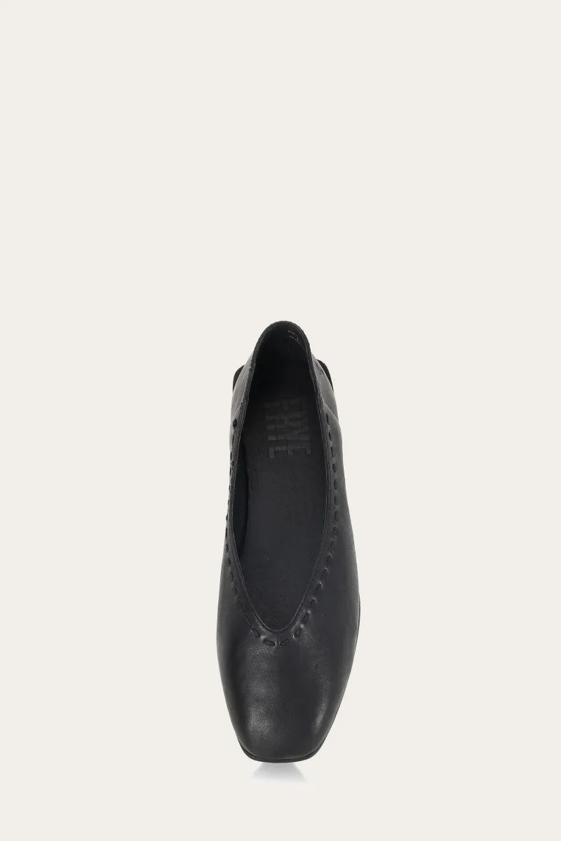 Claire Flat