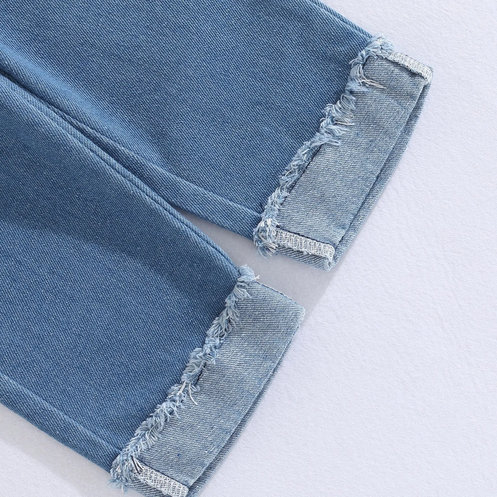 Pink Sleeveless Feather Camisole   Denim Pants with Pockets